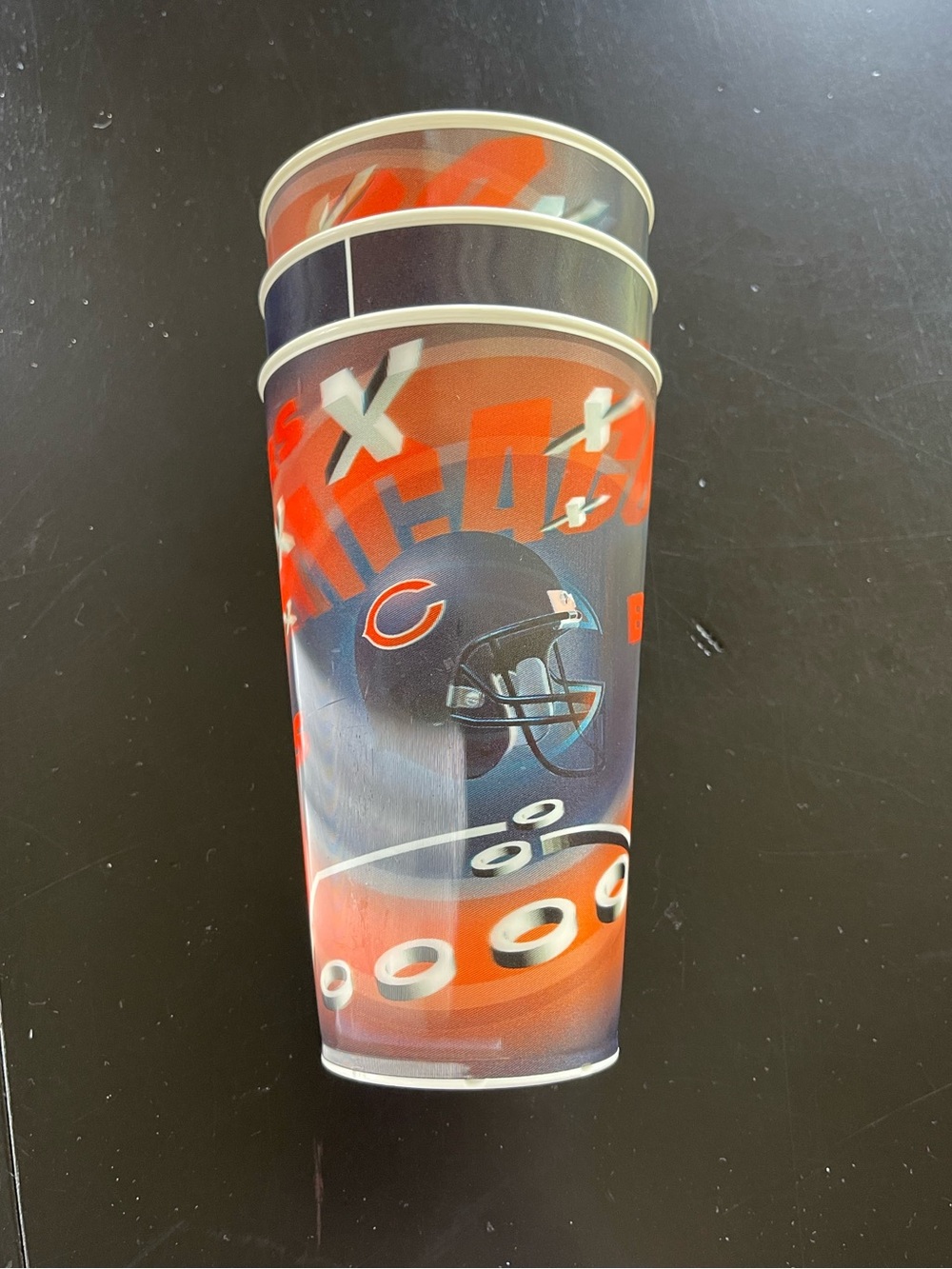 Chicago Bears Holographic 3D Plastic Football Tumblers